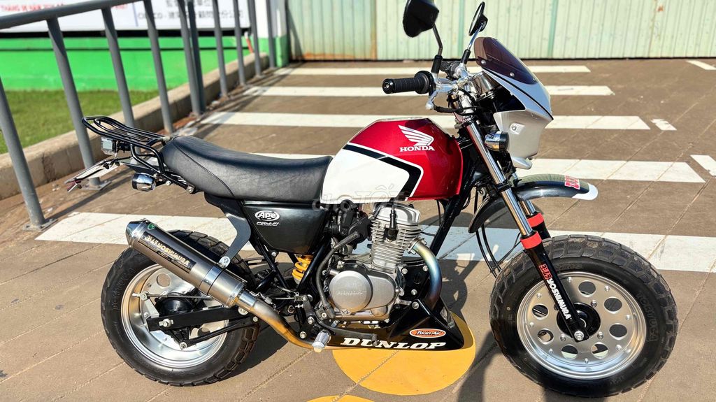 Honda APE 50cc Fi красный, белый, черный, 5 скоростей