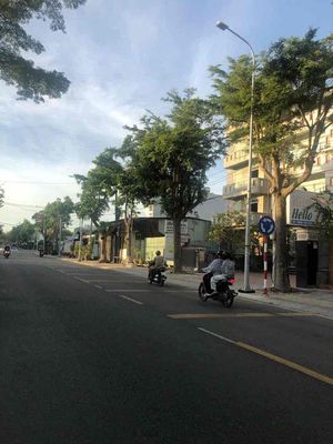 Bán đất tặng quán cà phê mặt tiền đường Võ thị sáu  thị trấn Long BRVT. Mua bán đất tại Huyện Long Điền Bà Rịa - Vũng Tàu được đăng bởi BĐS Nguyễn Dương 