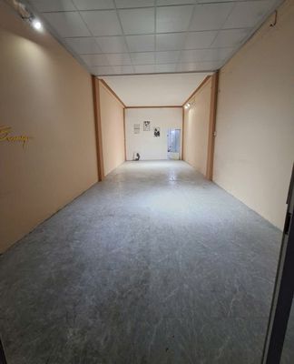Rent · 3 bd · 80 м² · Quận 11, ул. Đường Lạc Long Quân