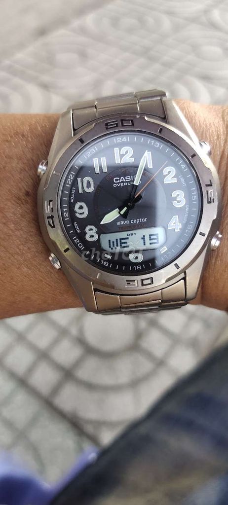 Casio overlano titanium