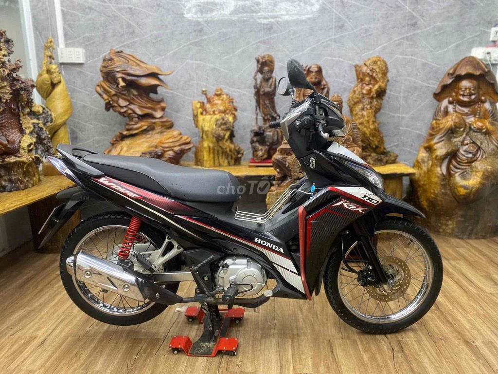 👉Wave rsx chính chủ biển SG dàn chân cứng, máy êm. Mua bán Xe máy tại Quận 7 Tp Hồ Chí Minh được đăng bởi Xe Cũ Hiếu CT hình 6