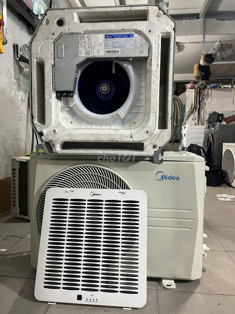 Máy lạnh Âm trần Midea 2hp date 2020 -Bao công lắp. Mua bán Máy lạnh, điều hoà tại Quận Bình Tân Tp Hồ Chí Minh được đăng bởi QUANG PHÁT hình 1