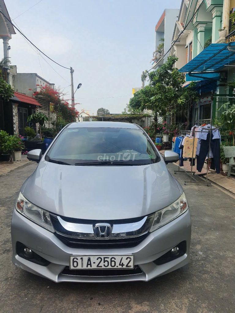 Honda City Bạc 5 chỗ. Mua bán Ô tô tại Thành phố Dĩ An Bình Dương được đăng bởi vv Thuy hình 4