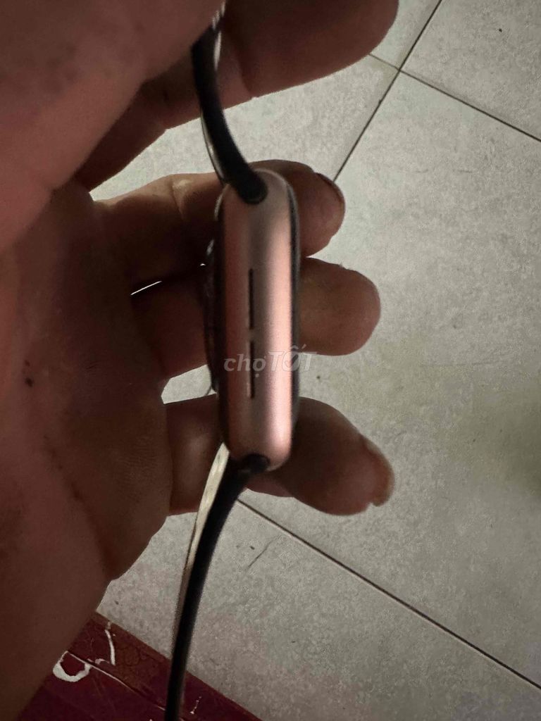 Apple Watch Series 5 Hồng 40mm 98%. Mua bán Thiết bị đeo thông minh tại Thị xã Tân Uyên Bình Dương được đăng bởi Lê Hải hình 1