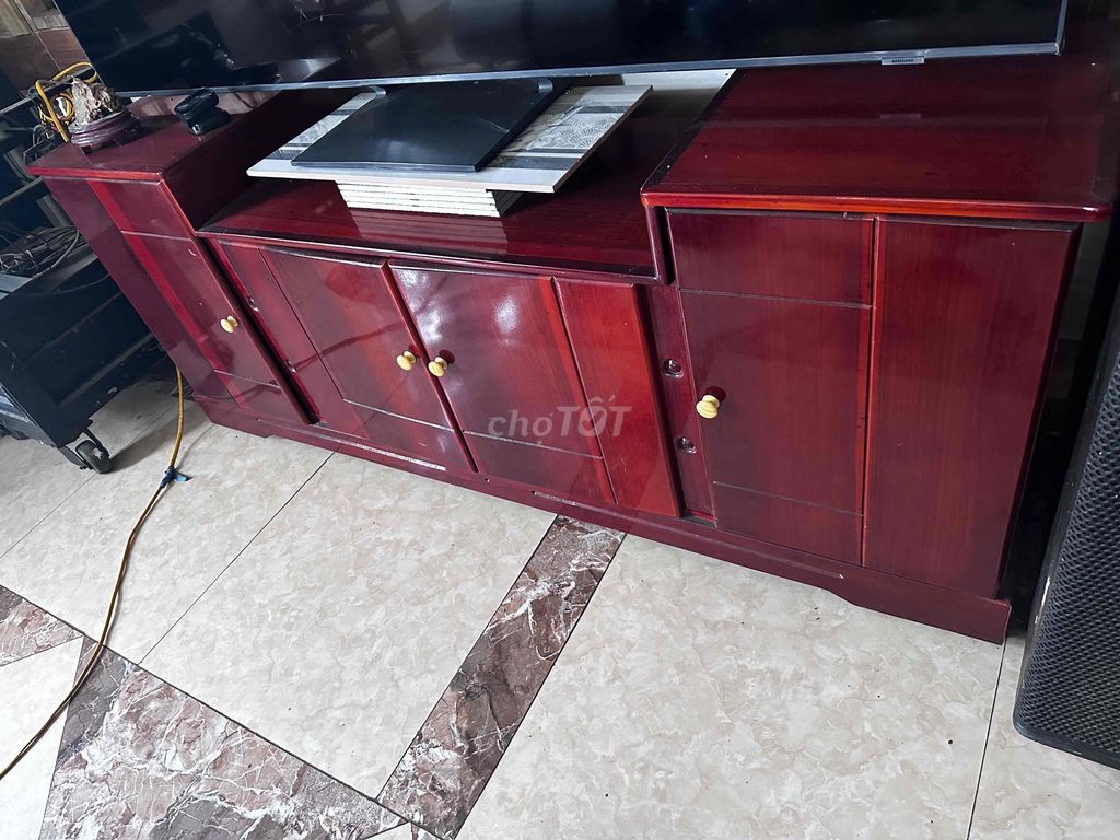 Kệ tivi gỗ căm xe 1m6 Nâu đỏ. Mua bán Tủ, kệ gia đình tại Quận Ô Môn Cần Thơ được đăng bởi Gia Mỹ hình 1