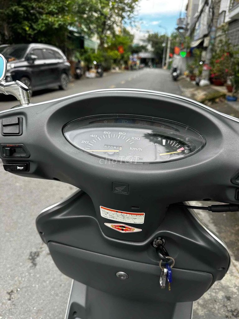 SPACY HẢI QUAN NGAY CHỦ XE SẴN VỀ SỬ DỤNG. Mua bán Xe máy tại Quận 7 Tp Hồ Chí Minh được đăng bởi Chuyên bán xe đẹp zin keng 9 chủ hình 8