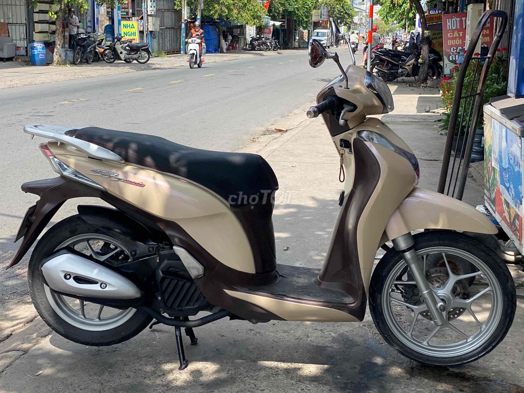Honda SH Mode. Очень красивый, поддержка рассрочки, плохая кредитная история