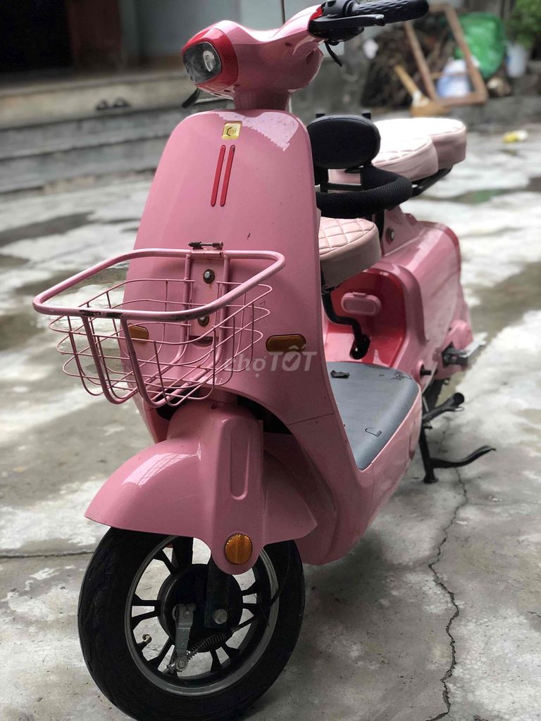 cần bán xe như hình. Mua bán Xe điện tại Huyện Quỳnh Lưu Nghệ An được đăng bởi yến hình 1