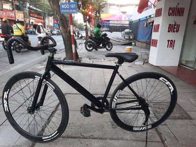 Xe đap FIXED GEAR ĐẸP 98% bh 3 tháng. Mua bán Xe đạp tại Quận Thanh Xuân Hà Nội được đăng bởi Luuducthang