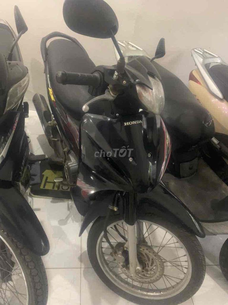 thanh lý xe đầy đủ giấy tờ. Mua bán Xe máy tại Quận Thanh Xuân Hà Nội được đăng bởi Linh Trần hình 3