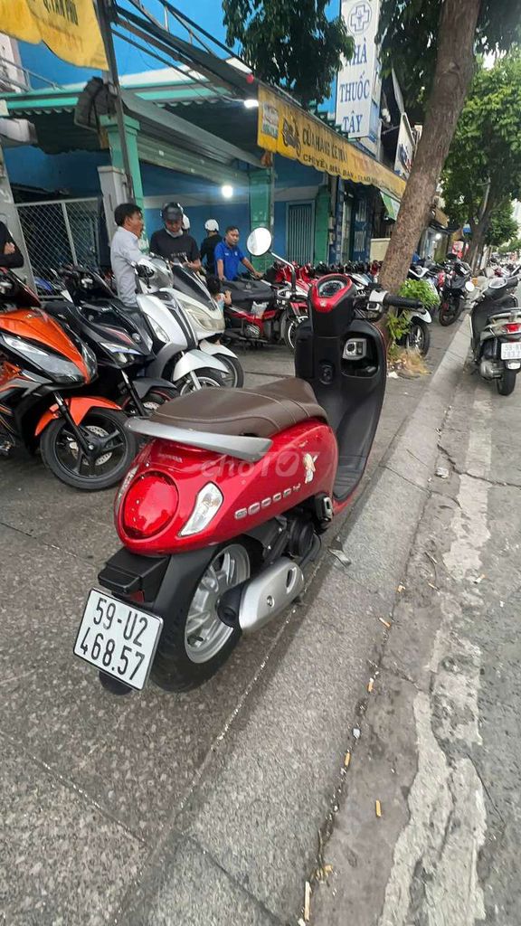 Honda Scoopy 2024 красный б/у