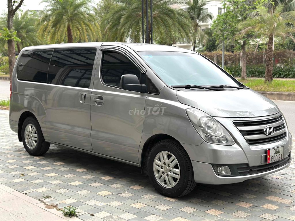 Hyundai Starex 2017 9 мест механика дизель