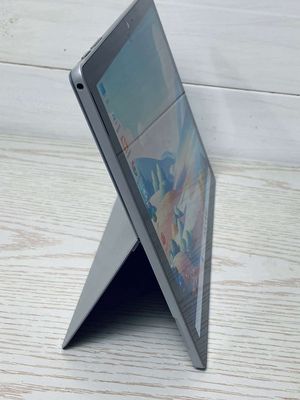 Máy tính bảng chạy Windows mượt mà. Mua bán Máy tính bảng tại Thị xã Tân Uyên Bình Dương được đăng bởi Win Store