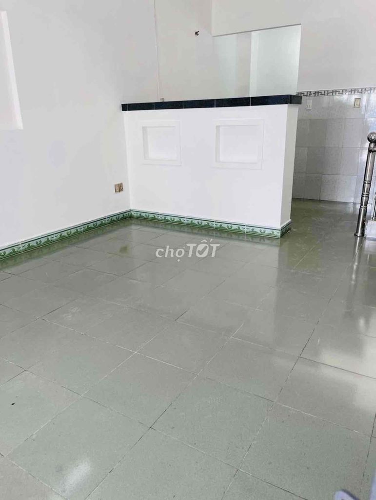 nhà nguyên cân Mặt tiền phú thuận dtsd:80m2 tiện kinh doanh