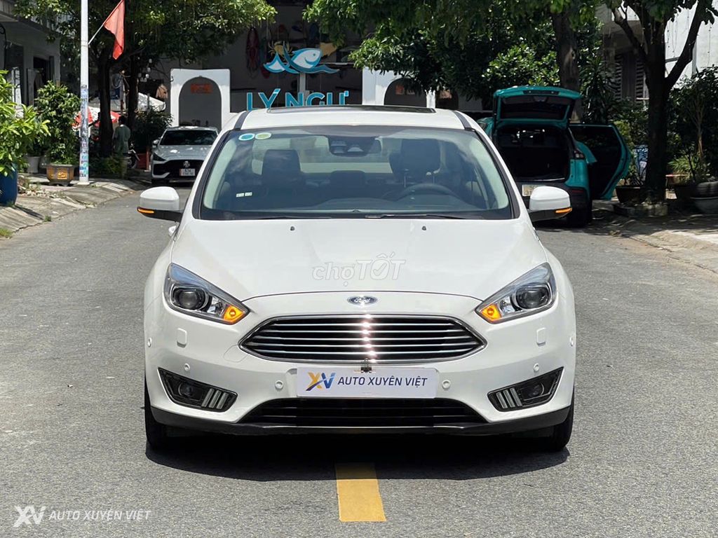 Ford Focus 2017 1.5L Ecoboost Titanium - 68000 km