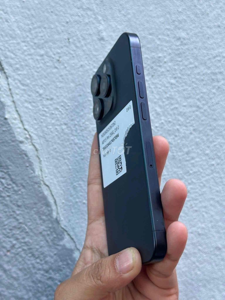 Apple iPhone 15 Pro 256GB Xám Đã qua sử dụng. Mua bán Điện thoại tại Thành phố Biên Hòa Đồng Nai được đăng bởi nguyễn lê store hình 1