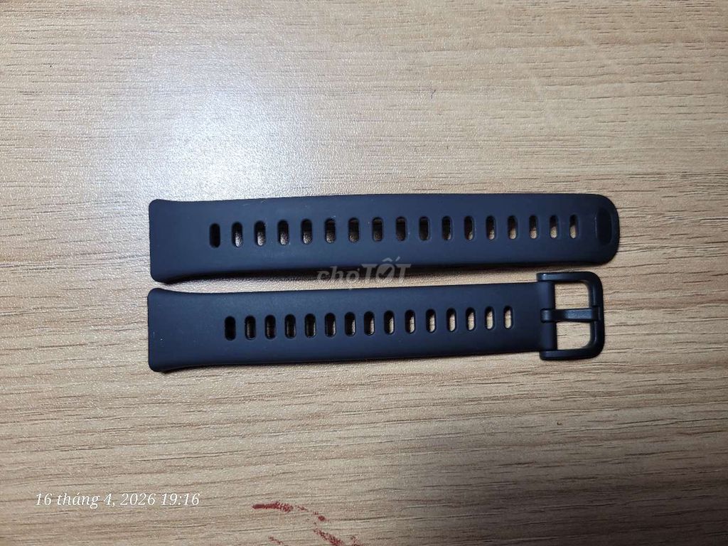 Dây đeo Huawei Band 10 Cao su Đen. Mua bán Phụ kiện thời trang khác tại Thành phố Thái Bình Thái Bình được đăng bởi Phạm Duy Thắng hình 1
