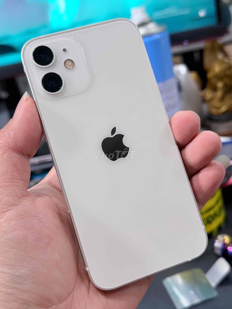 12 mini qt full đẹp pin 100% bán hay gl dt bù trừ. Mua bán Điện thoại tại Thành phố Biên Hòa Đồng Nai được đăng bởi HUNG  hình 1