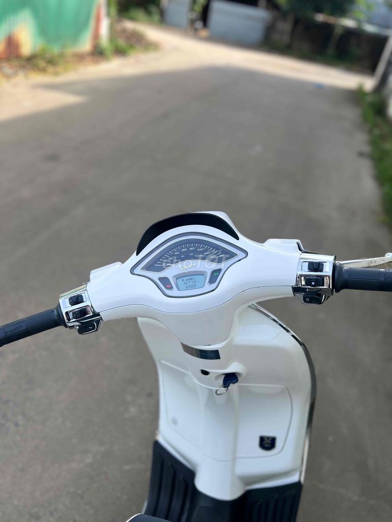 bán vespa 2018 phố biển số dễ nhìn. Mua bán Xe máy tại Thành phố Buôn Ma Thuột Đắk Lắk được đăng bởi đức hình 3