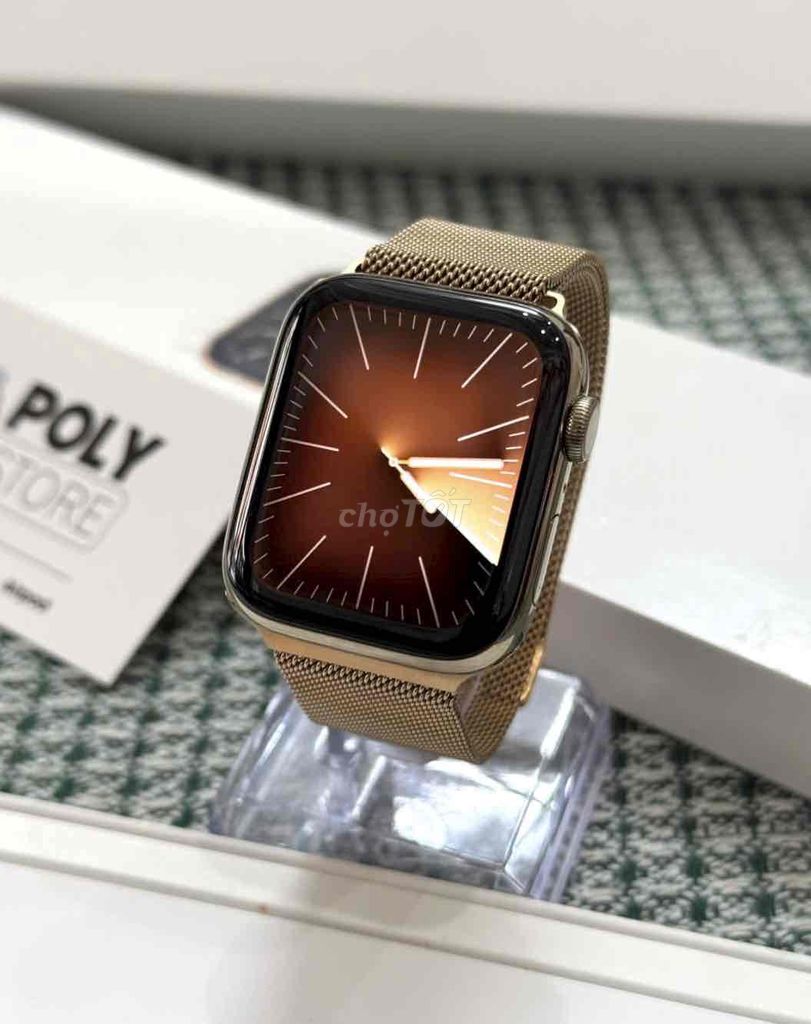⌚️Apple Watch Series 6 Thép Vàng 44mm. Mua bán Thiết bị đeo thông minh tại Quận Bình Tân Tp Hồ Chí Minh được đăng bởi POLY STORE APPLE hình 1