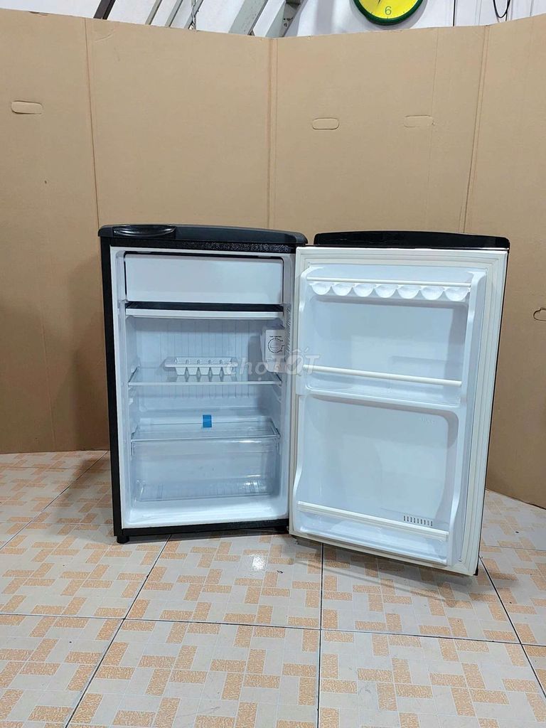 Tủ lạnh Aqua 983N4 đời mới, 1 ngăn nhỏ gọn.. Mua bán Tủ lạnh tại Quận Tân Phú Tp Hồ Chí Minh được đăng bởi ĐỨC hình 1