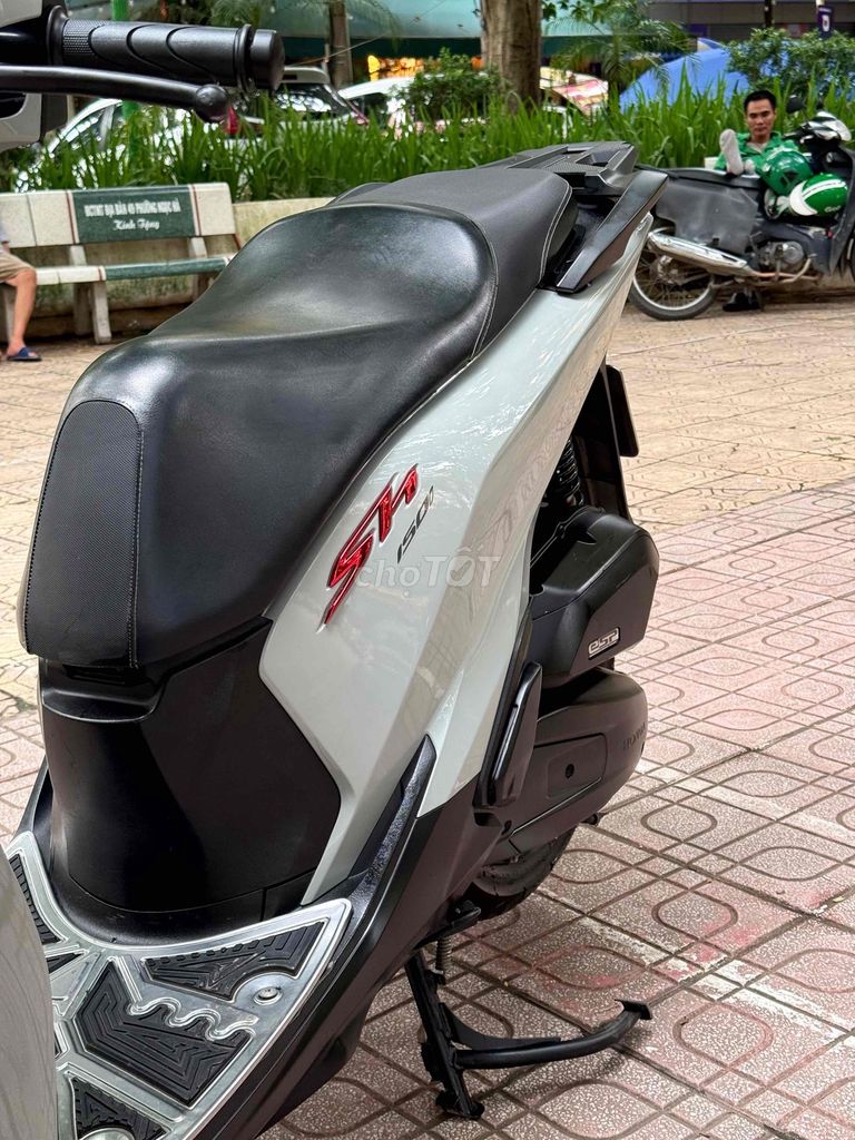 Honda SH125 CBS 2017 серый цементный 29K