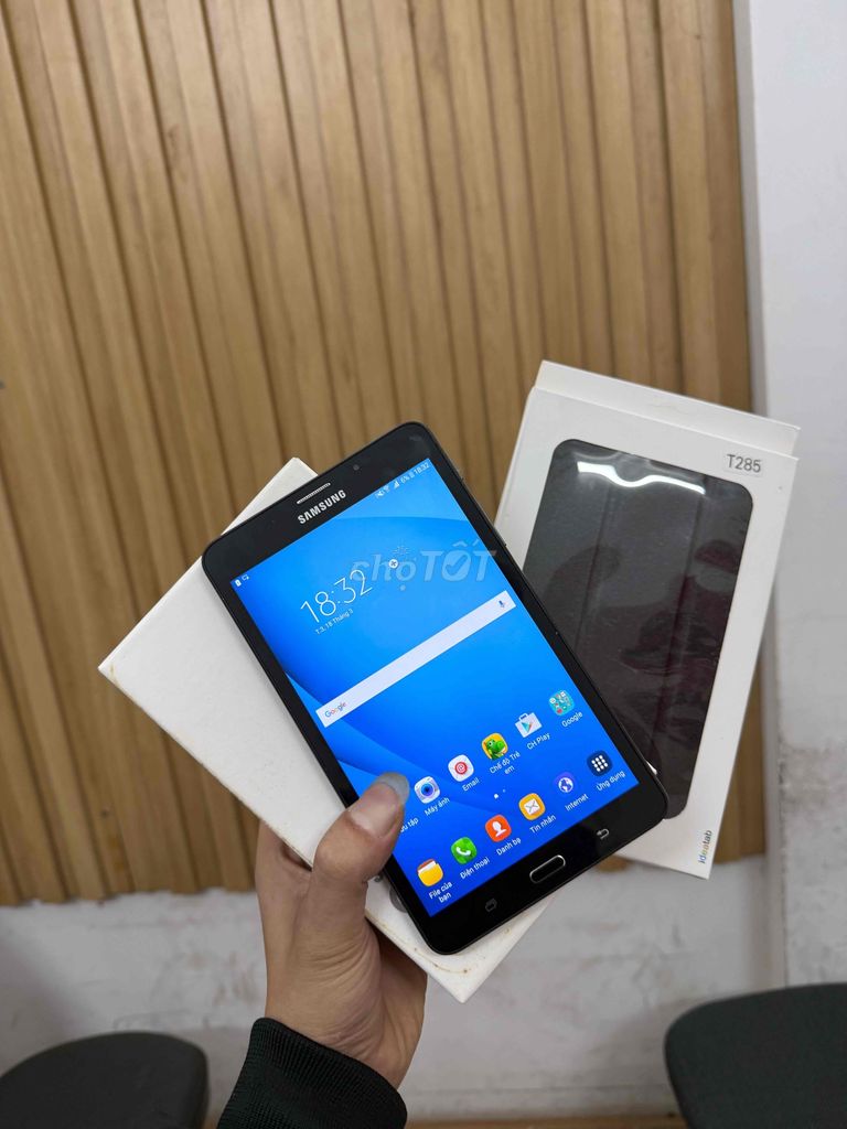 Samsung Galaxy Tab A6 8GB lắp sim full box tặng ôp