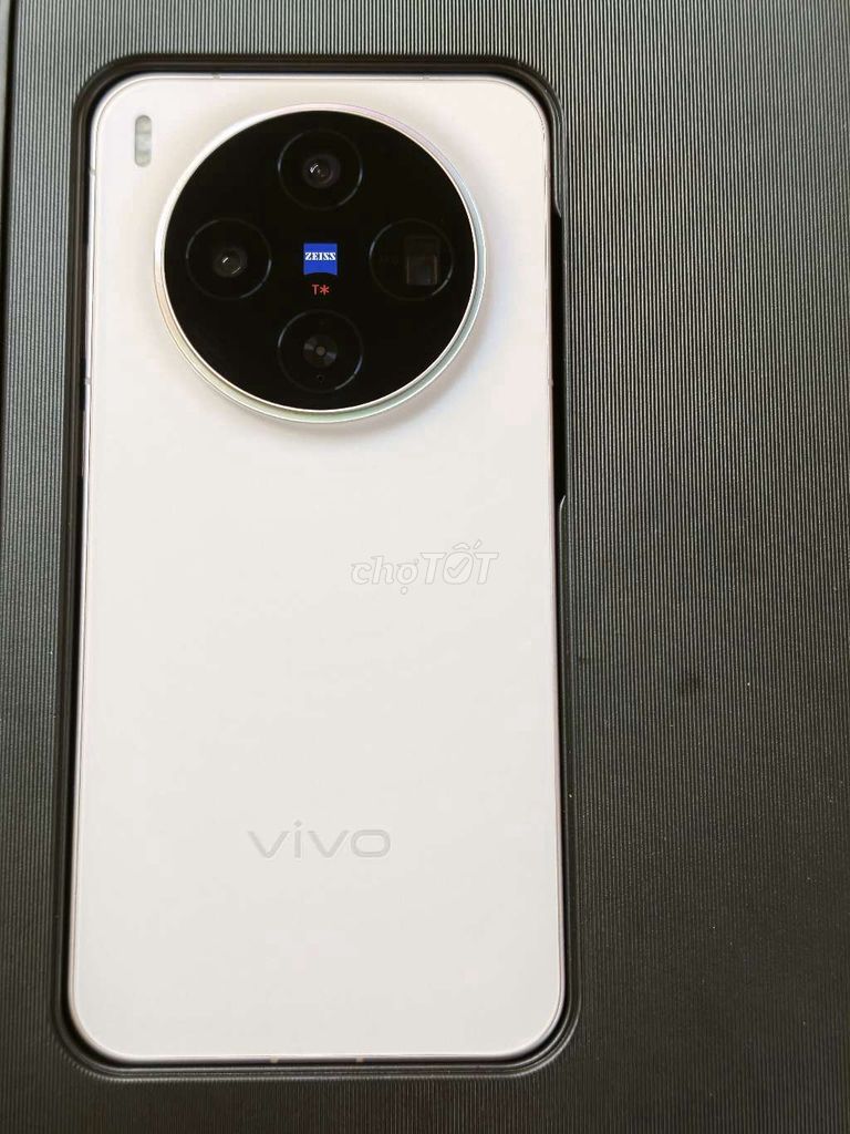 Vivo X300 12GB 256GB Trắng. Mua bán Điện thoại tại Huyện Yên Phong Bắc Ninh được đăng bởi Xuan Dieu hình 1