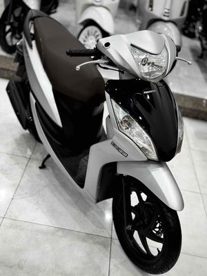 Honda Vision 2014 màu Bạc. Mua bán Xe máy tại Thị xã Phú Mỹ Bà Rịa - Vũng Tàu được đăng bởi Cửa Hàng Xe Máy Phú Mỹ