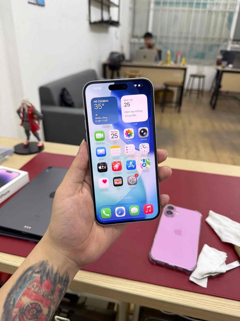Apple iPhone 15 Plus 128GB Trắng. Mua bán Điện thoại tại Quận Đống Đa Hà Nội được đăng bởi KT Hà Nội Mobile hình 1