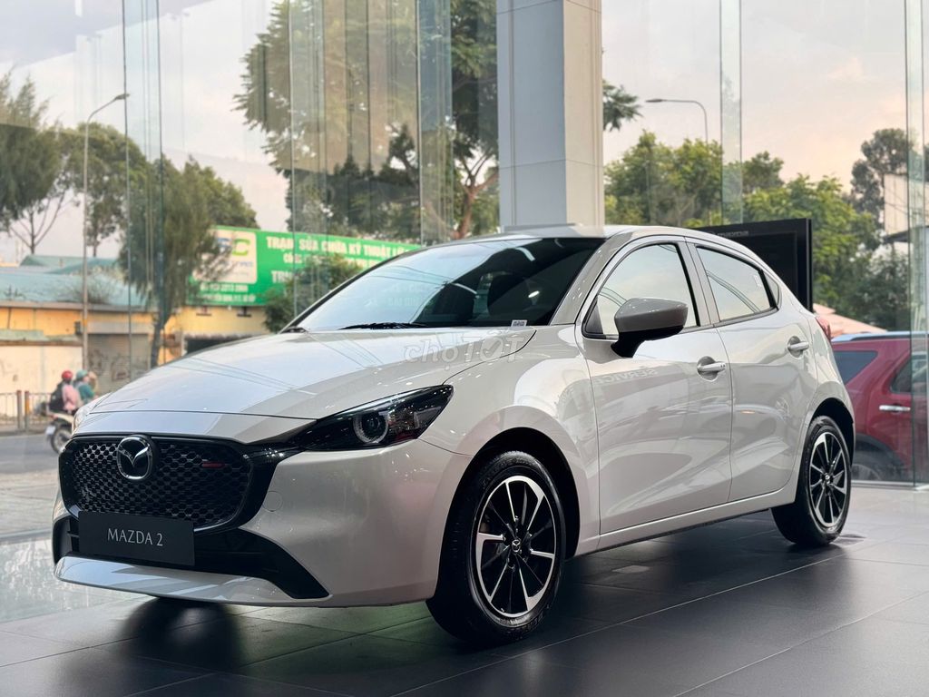Mazda 2 2024 Sport Luxury trắng ưu đãi HOT. Mua bán Ô tô tại Quận Gò Vấp Tp Hồ Chí Minh được đăng bởi NGUYỄN NHI MAZDA 189 NGUYỄN OANH hình 2
