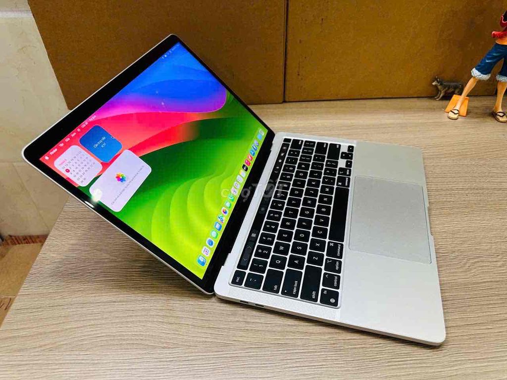 Apple MacBook Pro 13 M1 8GB/256GB. Mua bán Laptop tại Quận Bình Tân Tp Hồ Chí Minh được đăng bởi Suong thinklapus hình 1