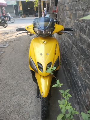 Yamaha Mio Amore màu Vàng