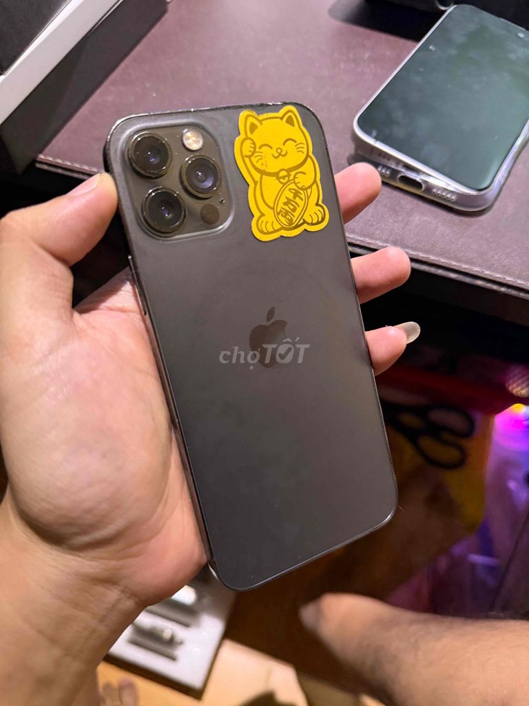 Apple iPhone 12 Pro Xám lock ghép sim full. Mua bán Điện thoại tại Thành phố Thủ Đức Tp Hồ Chí Minh được đăng bởi Minh Sang Store Góp Bao Nợ Xấu hình 1