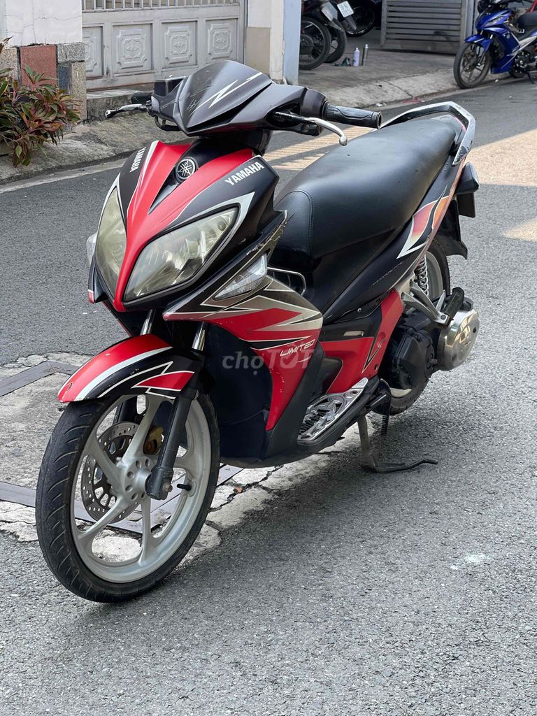 Yamaha Nouvo Đỏ đen. Mua bán Xe máy tại Quận Bình Tân Tp Hồ Chí Minh được đăng bởi Cường hình 1