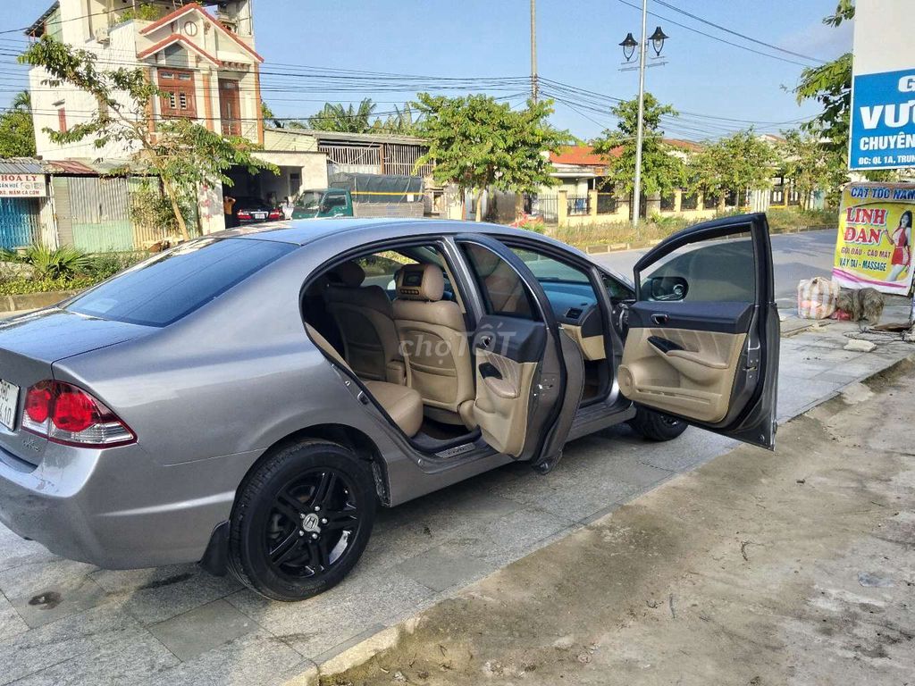 2009 1.8 MT - 200000 km. Mua bán Ô tô tại Quận Cẩm Lệ Đà Nẵng được đăng bởi Vương hình 6