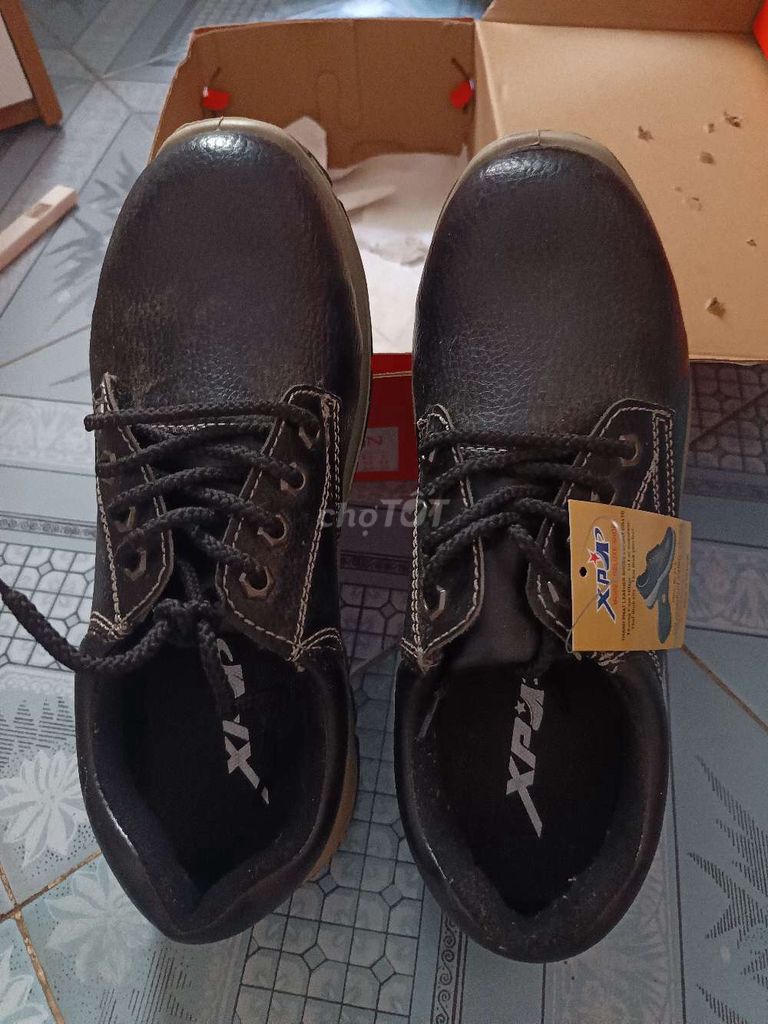 Giày bảo hộ lao động Nam Đen size 41. Mua bán Giày dép tại Quận Ngô Quyền Hải Phòng được đăng bởi Tên chưa cung cấp hình 1