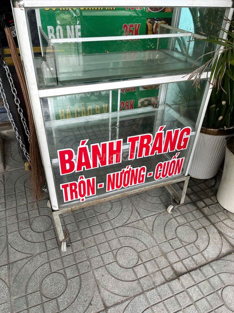 mình cần bán 2 tủ kính bán ca phê, bánh tráng