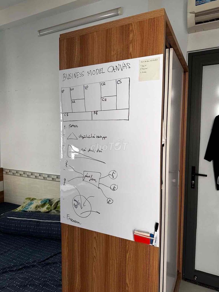 Bảng từ trắng 60x90cm dạng cuộn. Mua bán Đồ dùng văn phòng tại Quận 3 Tp Hồ Chí Minh được đăng bởi Nhật Toàn hình 1