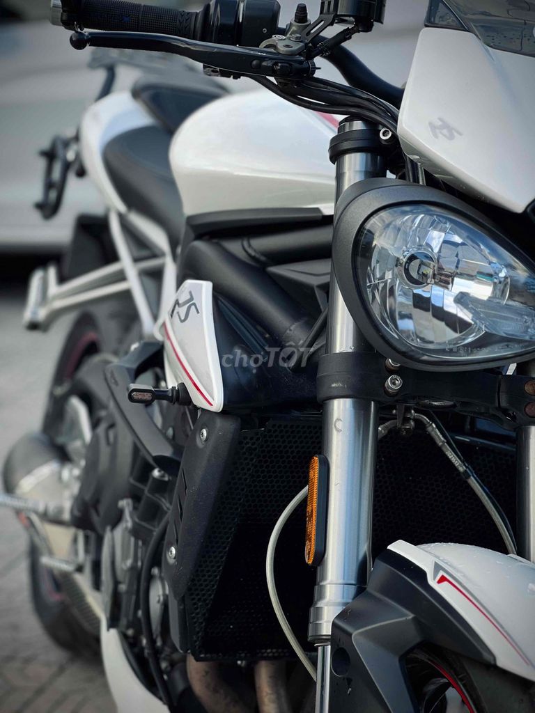Street Triple 765RS 2018 bản full option giá tốt. Mua bán Xe máy tại Quận Gò Vấp Tp Hồ Chí Minh được đăng bởi Huỳnh Huy Hoà hình 4