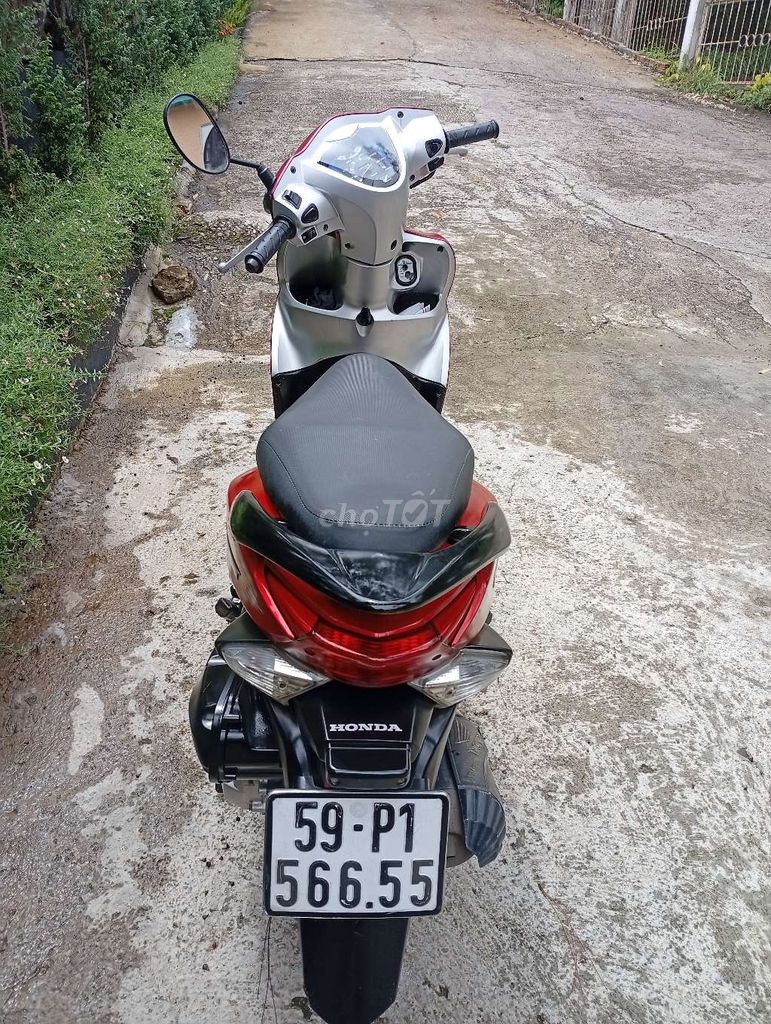 Vision 2014 xe đẹp sơn zin máy zin bstp đep 56655. Mua bán Xe máy tại Thành phố Đà Lạt Lâm Đồng được đăng bởi Lê Dũng  hình 2