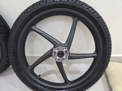 Cần bán cặp bánh mâm luôn vỏ ruột của future led. Mua bán Phụ tùng xe tại Thành phố Long Khánh Đồng Nai được đăng bởi Lâm