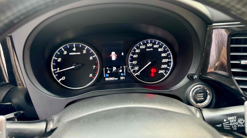 Mitsubishi Outlander 2019 2.0 CVT Premium - 92000. Mua bán Ô tô tại Huyện Bình Chánh Tp Hồ Chí Minh được đăng bởi TAN THANH AUTO hình 9