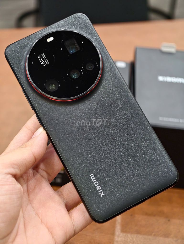 Xiaomi 15 Ultra bản nội địa 12-256gb màu Đen . Mua bán Điện thoại tại Quận Đống Đa Hà Nội được đăng bởi Hn Store hình 1