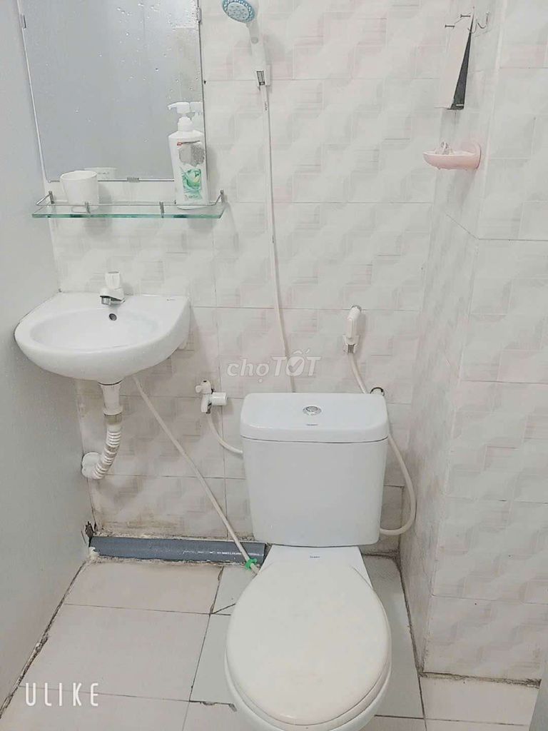 Комната с мебелью