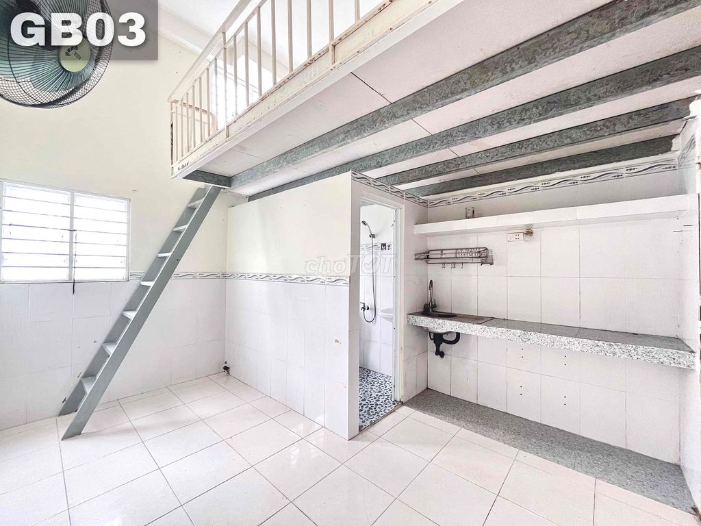PHÒNG TRÒ GẦN KHU LÀNG ĐẠI HỌC, ĐH TĐT, GÁC LỬNG GIÁ HSSV
