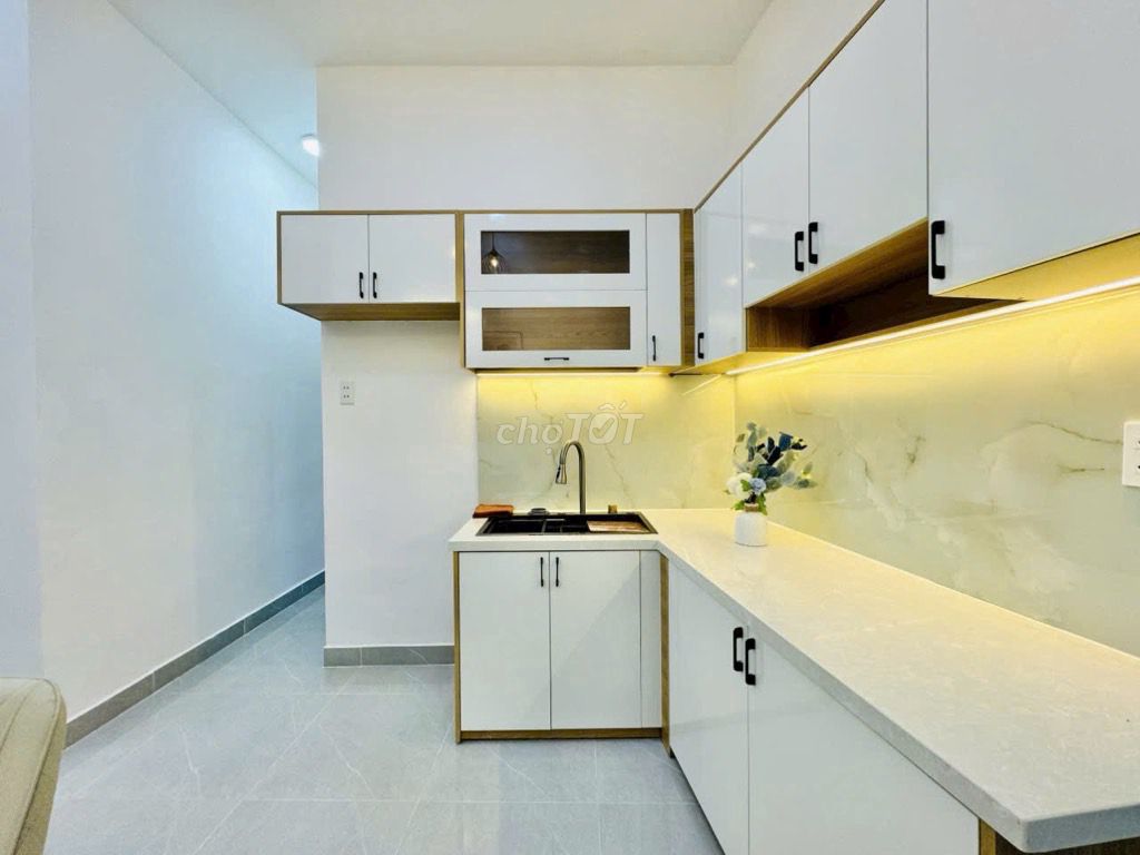 Tăng Bạt Hổ, Hẻm xe tải, 42m2, 1 trệt, 2 lầu, Sân thượng, 2 Mặt tiền