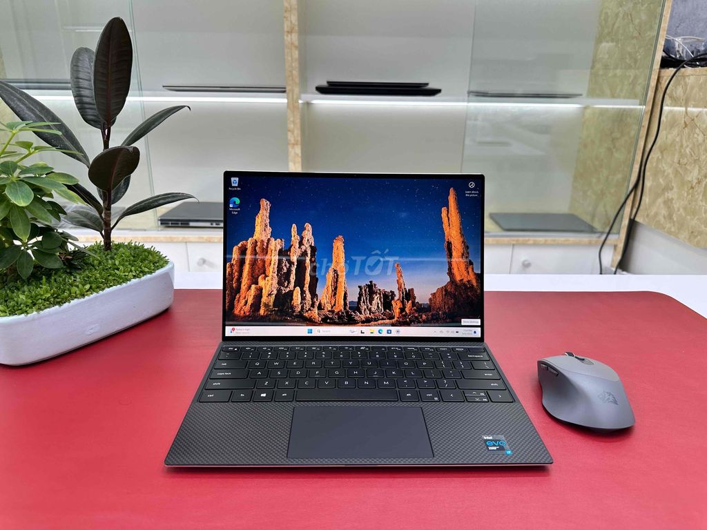 Dell XPS 9310 Core I7. Ram 16G. Ssd 512G FHD