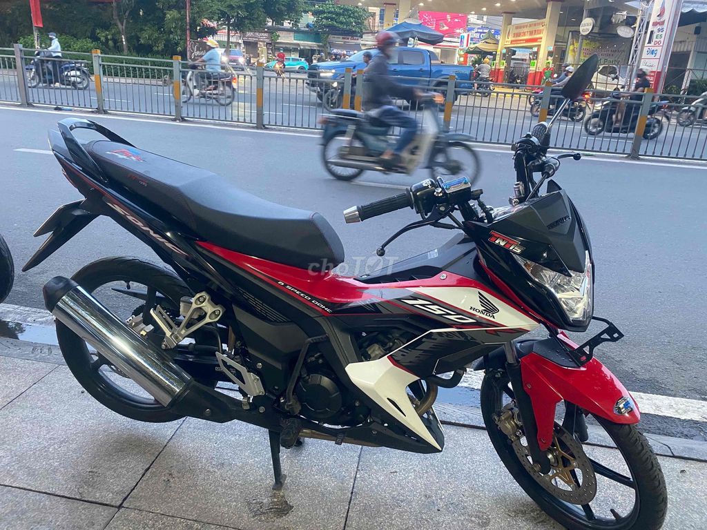 SONIC  150  chính chủ. Mua bán Xe máy tại Quận Tân Phú Tp Hồ Chí Minh được đăng bởi Cửa hàng xe máy Nam Trang hình 3