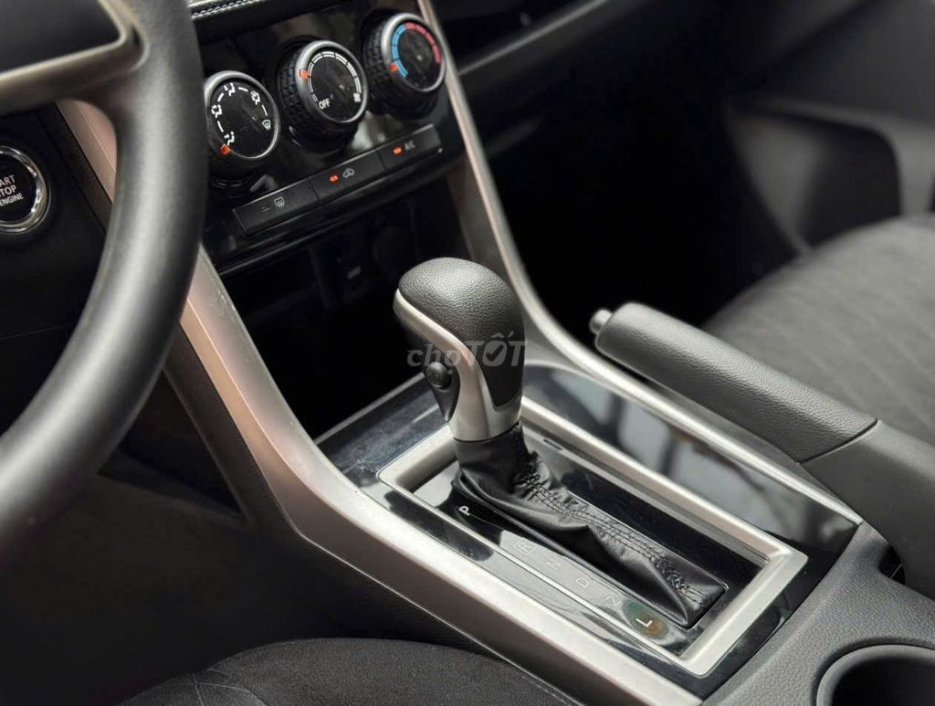 Mitsubishi Xpander 2022 AT mới leng keng. Mua bán Ô tô tại Quận 12 Tp Hồ Chí Minh được đăng bởi NHI Ô TÔ AN SƯƠNG hình 9